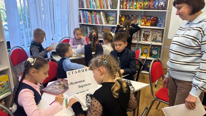 Час загадок «Открывай страницы дверь – в книге самый разный зверь»