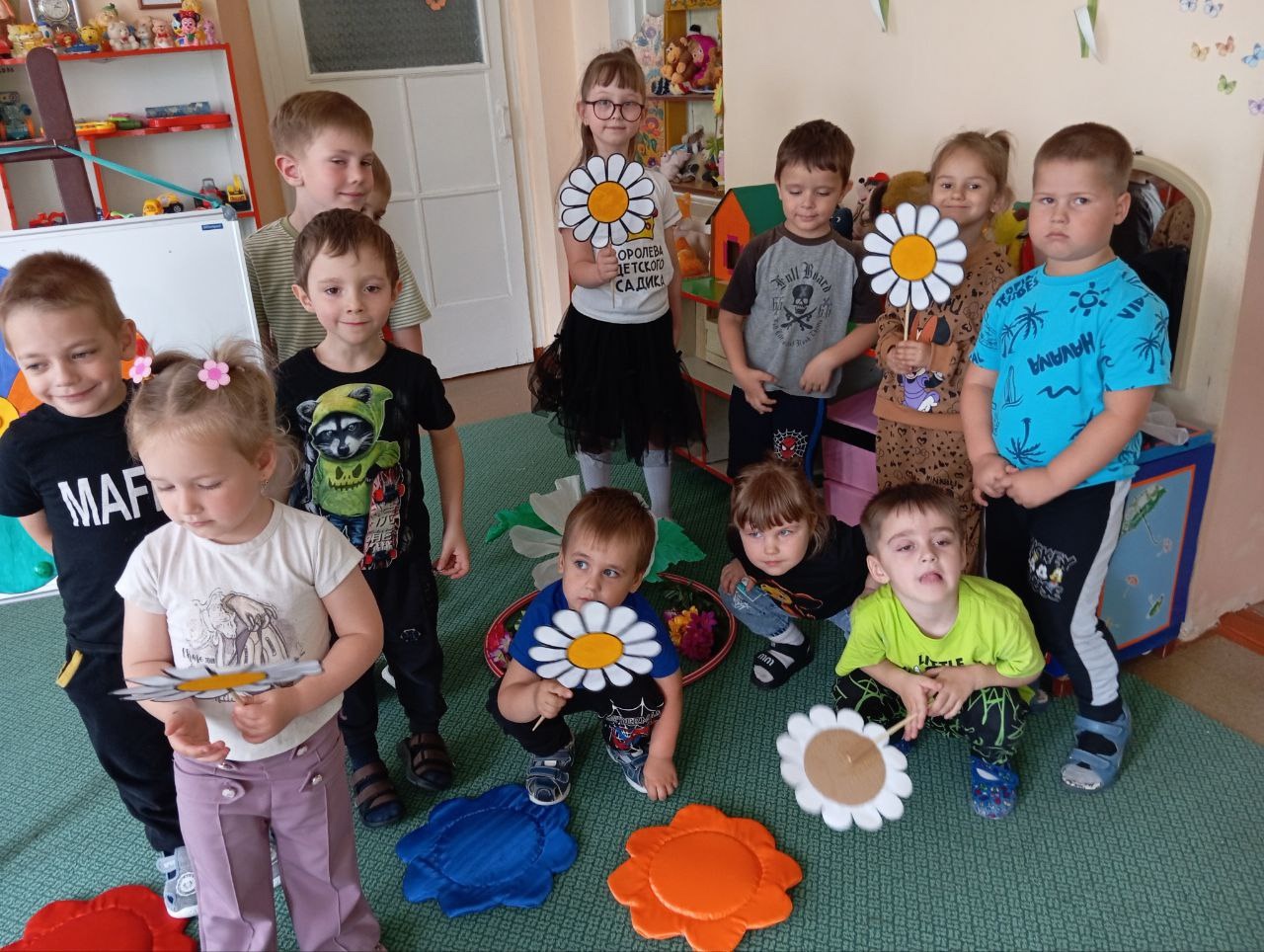 Громкие чтения «В сказочном мире цветов»