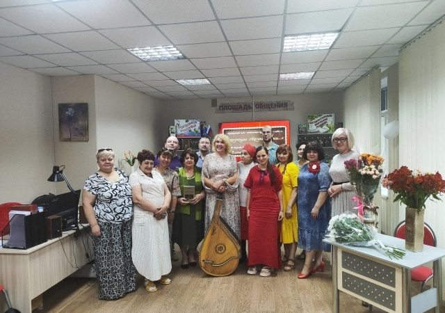 Программа инструментальной и вокальной музыки «Чарующие струны души»