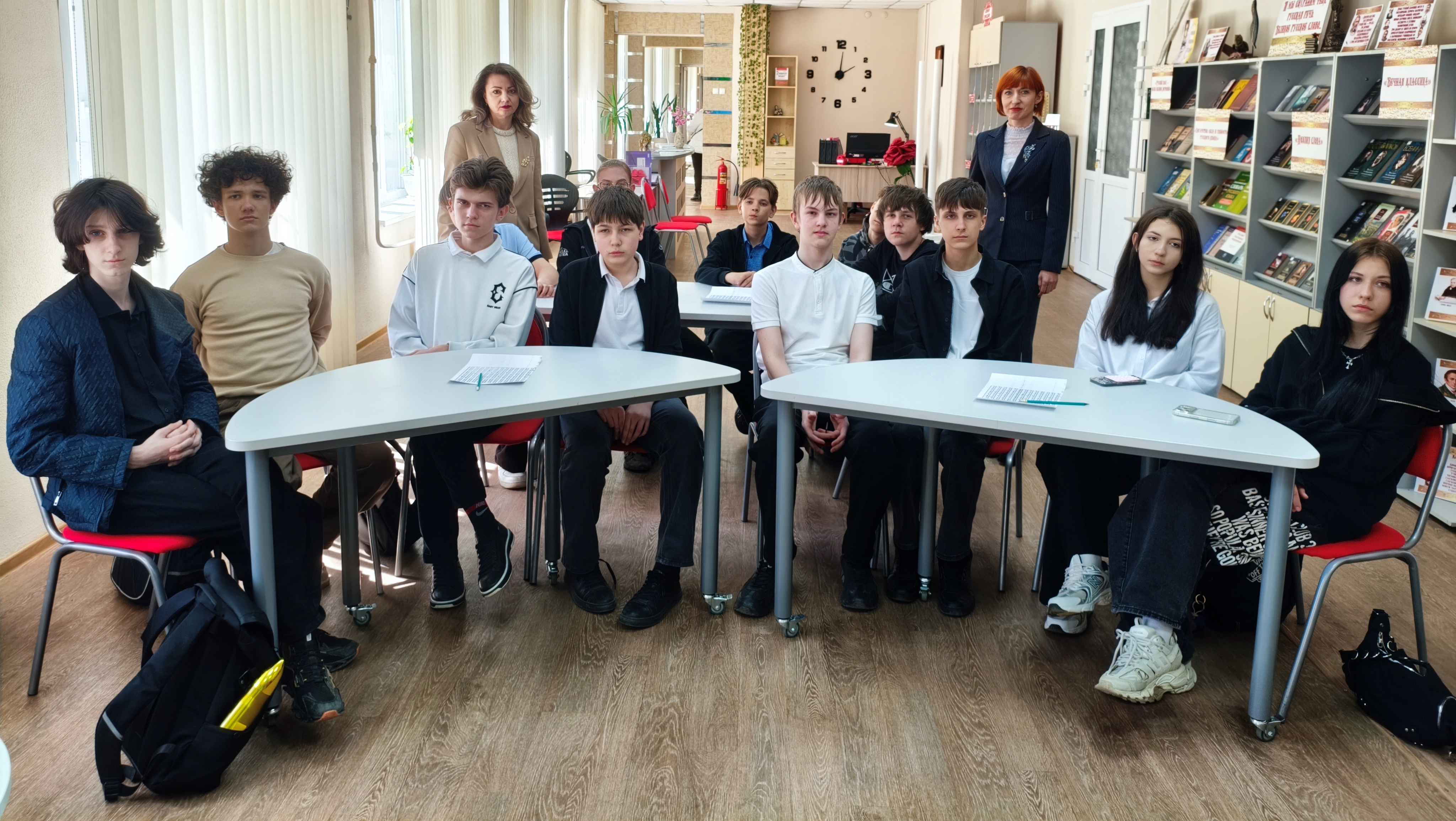 Познавательный час «Молодежь выбирает ЗОЖ»