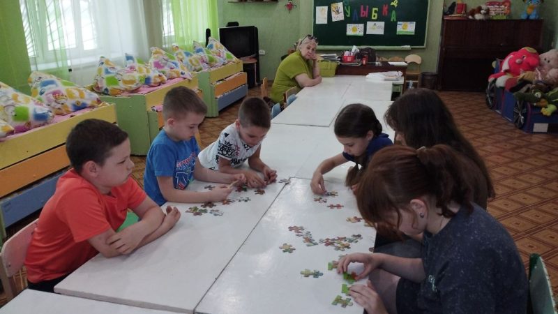 Познавательный час «Путешествие в страну Неболейку»