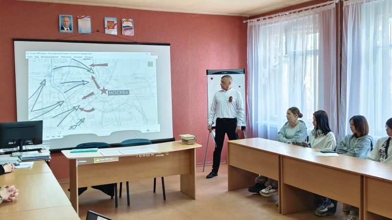 Час памяти «Поклонимся великим тем годам…»