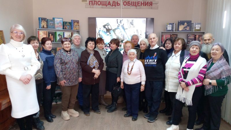 Музыкальный час «Музыка меня преследует повсюду…»