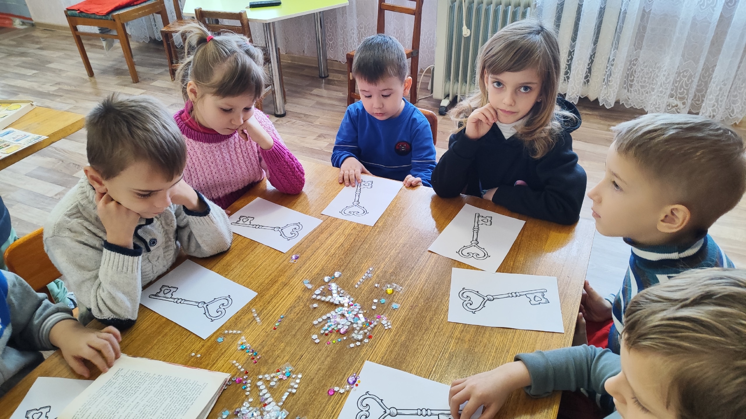 Литературную игру «В гостях у Буратино»