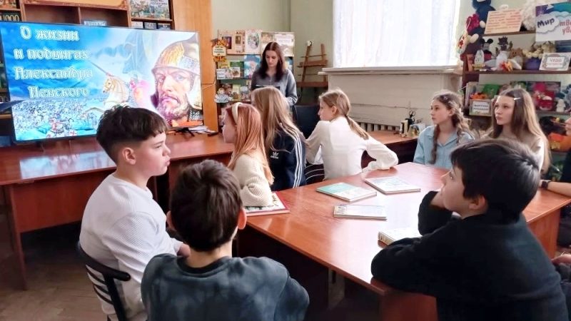 Историческую летопись «О жизни и подвигах Александра Невского»