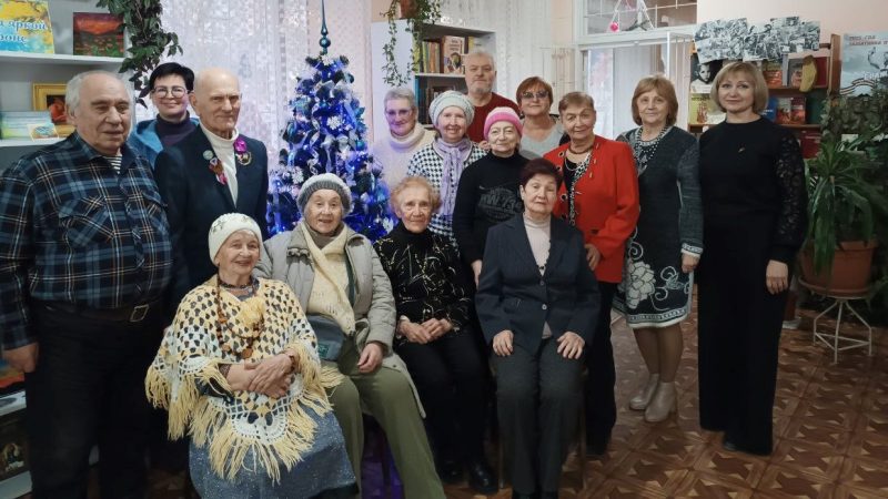 Новогодний этноколлаж «Пир на весь мир»