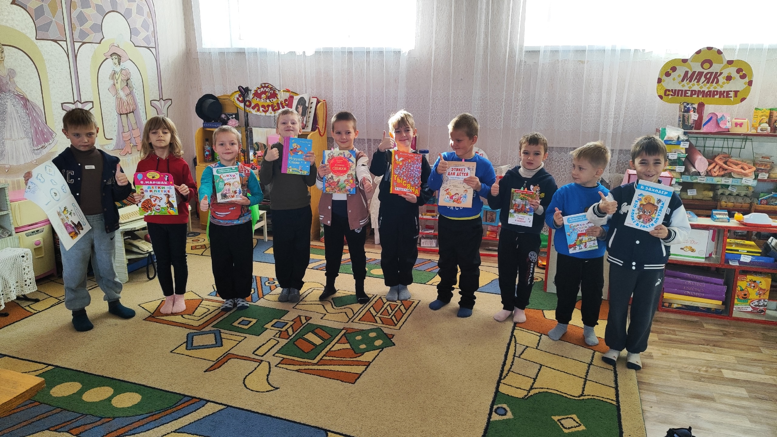 Литературный час «Любимые стихи читаем вслух»