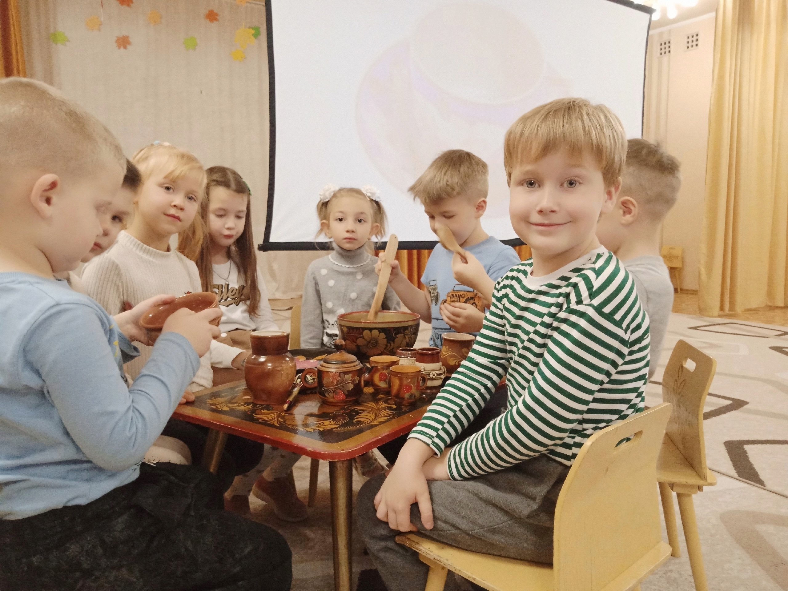 Исторический час «Путешествие в мир славянской посуды от древности до наших дней»