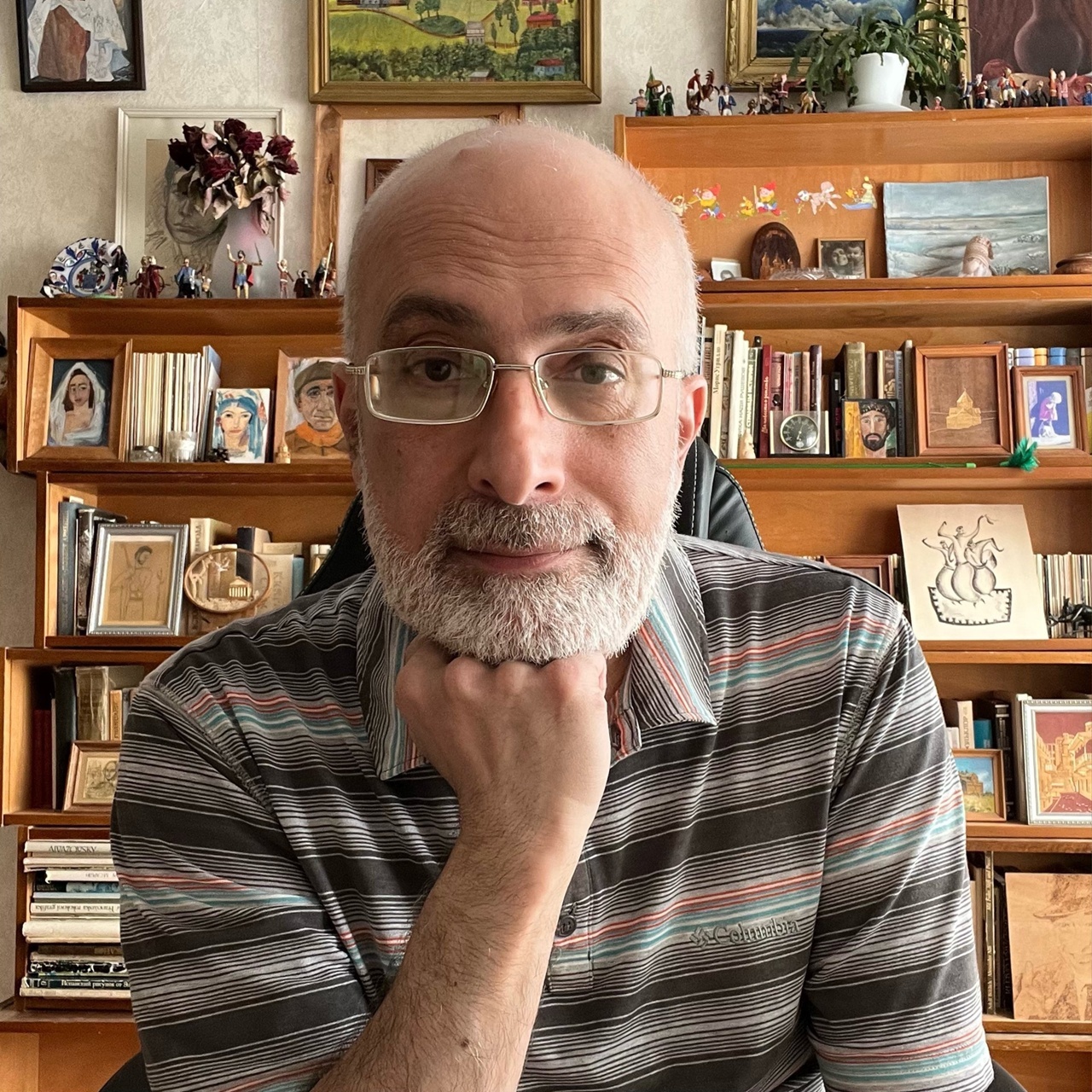 Книга от автора  в дар библиотеке